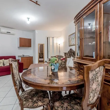Bravetta House Pamphili *